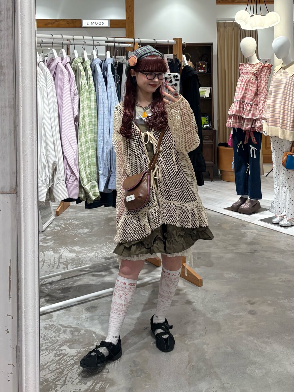 チュニックを使った「ショートパンツ」のレディース人気ファッション