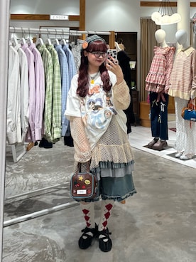 「CIAOPANIC（チャオパニック）のアイテム（パンツ）」を使った、丸尾佳奈さん（レディース・158cm）の春コーディネート