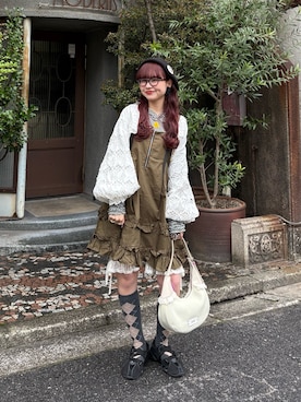 「CIAOPANIC（チャオパニック）のアイテム（パンツ）」を使った、丸尾佳奈さん（レディース・158cm）の春コーディネート