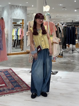 「アイテム（財布）」を使った、丸尾佳奈さん（レディース・158cm）の夏コーディネート