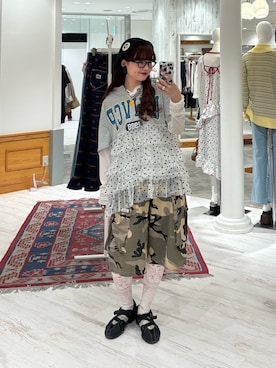 「CIAOPANIC（チャオパニック）のアイテム（パンツ）」を使った、丸尾佳奈さん（レディース・158cm）の春コーディネート