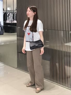 「アイテム（クラッチバッグ）」を使った、REIさん（レディース・156cm）の夏コーディネート