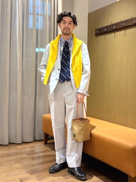 「SHIPS（シップス）のアイテム（パンツ）」を使った、佐藤さん（メンズ・173cm）の春コーディネート