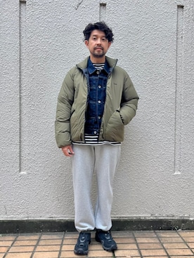 「SHIPS」｜「アイテム（ダウンジャケット/コート）」を使った、佐藤さん（メンズ・173cm）の秋コーディネート