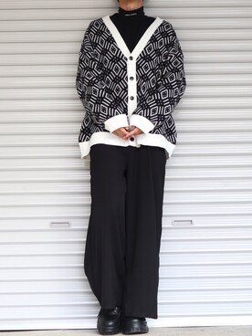 「Ellno Loset（エルノロゼット）のアイテム（カーディガン/ボレロ）」を使った、Shinさん（メンズ・178cm）の冬コーディネート