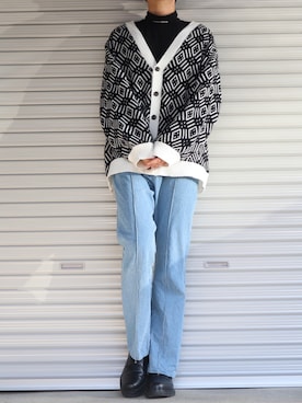「Ellno Loset（エルノロゼット）のアイテム（カーディガン/ボレロ）」を使った、Shinさん（メンズ・178cm）の冬コーディネート
