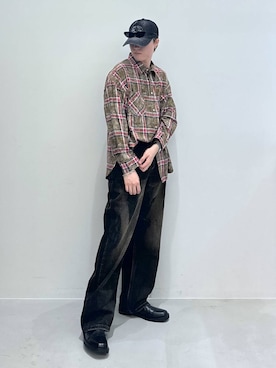 「V2（ブイツー）のアイテム」を使った、Rikutoさん（メンズ・178cm）の秋コーディネート