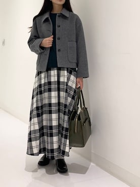 「アイテム（レインシューズ）」を使った、minmi.さん（レディース・165cm）の冬コーディネート