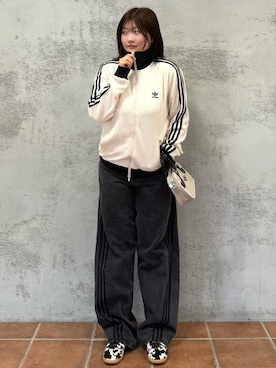 「アイテム（ジャージ）」を使った、r.mさん（レディース・167cm）の秋コーディネート