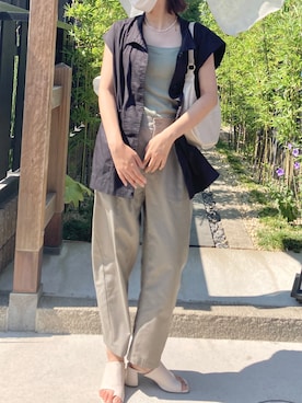 「アイテム（タンクトップ、グリーン系）」を使った、もこさん（レディース・164cm）の夏コーディネート