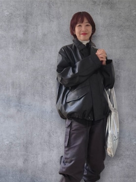 「EMMA CLOTHES（エマクローズ）のヴィンテージメイク オーバーサイズミリタリーブルゾン（ブルゾン、ブラック系）」を使った、yukikiさん（レディース・170cm）の春コーディネート