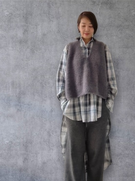 「アイテム（シャツ/ブラウス）」を使った、yukikiさん（レディース・170cm・50代）の秋コーディネート