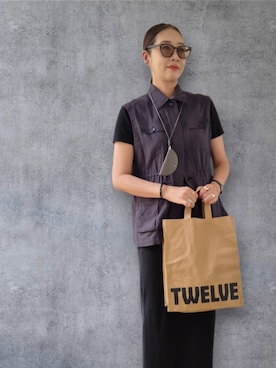 「TWELVEのアイテム（トートバッグ、ベージュ系）」を使った、yukikiさん（レディース・170cm）の夏コーディネート