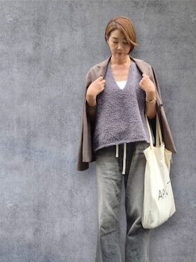 「アイテム（デニムパンツ）」を使った、yukikiさん（レディース・170cm・50代）の秋コーディネート