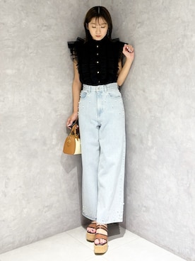 「MERCURYDUO（マーキュリーデュオ）のパールデニムパンツ（デニムパンツ、ブルー系）」を使った、kaho さん（レディース・151cm）の春コーディネート