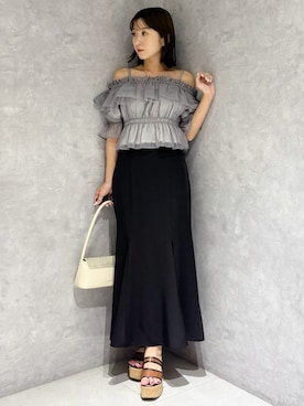 「MERCURYDUO（マーキュリーデュオ）のバックレースアップストレッチマーメイドスカート（スカート、ブラック系）」を使った、kaho さん（レディース・151cm）の春コーディネート