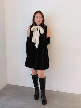 「LAGUNAMOON（ラグナムーン）のLADYベロアバルーンニミワンピース（ワンピース、ブラック系）」を使った、MISAKI KUBOさん（レディース・157cm）の夏コーディネート