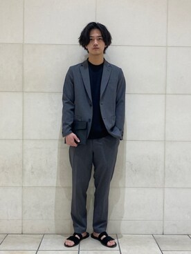 「SHIPS（シップス）のアイテム（Tシャツ/カットソー）」を使った、大槻さん（メンズ・171cm）の春コーディネート