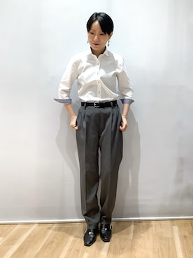「TOKYO SHIRTS（トウキョウシャツ）の【透け防止】 形態安定ノンアイロン ワイド 7分袖ビジネスワイシャツ（ビジネスシャツ、ホワイト系）」を使った、BRICK HOUSE by Tokyo Shirts 鹿児島イオンモール店さん（レディース・157cm）の夏コーディネート