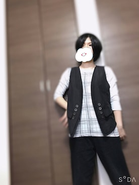 「部屋撮り」｜「アイテム（アクセサリー）」を使った、izumi-ktaさん（レディース・152cm）の秋コーディネート