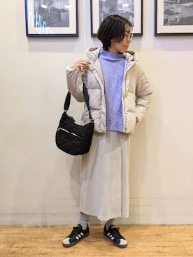 「DRESKIP（ドレスキップ）の【撥水/洗える】ショートフーディーダウン（ダウンジャケット/コート、ベージュ系）」を使った、大橋 晃代さん（レディース）の秋コーディネート