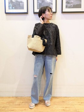 「DRESKIP（ドレスキップ）の【前後2WAY/S-LL】メッシュ×レースがこなれ見え リボントップス（Tシャツ/カットソー、ブラック系）」を使った、大橋 晃代さん（レディース）の春コーディネート