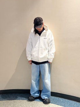 「A4A（エーフォーエー）のアイテム」を使った、otokuniさん（メンズ・165cm）の秋コーディネート