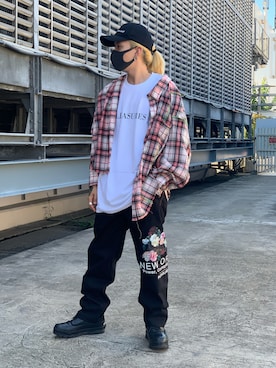 「PLEASURES（プレジャー）のアイテム（パンツ）」を使った、otokuniさん（メンズ・165cm）の夏コーディネート