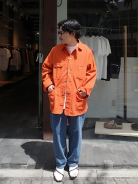 「Toironier（トワロニエ）のToironier/トワロニエ/CHECK ASYMMETRY SHIRTS（シャツ/ブラウス、オレンジ系）」を使った、く　　　　　にさん（メンズ・168cm）の春コーディネート
