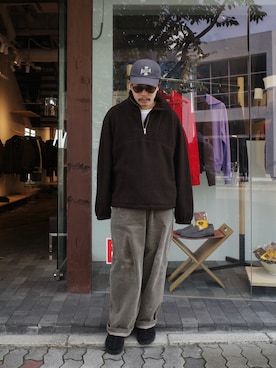 「アイテム（ニット/セーター）」を使った、く　　　　　にさん（メンズ・168cm）の秋コーディネート