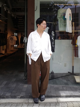 「アイテム（シャツ/ブラウス）」を使った、く　　　　　にさん（メンズ・168cm）の秋コーディネート