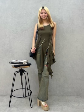 「刺繍」｜「アイテム（サンダル）」を使った、RENさん（レディース・167cm）の夏コーディネート