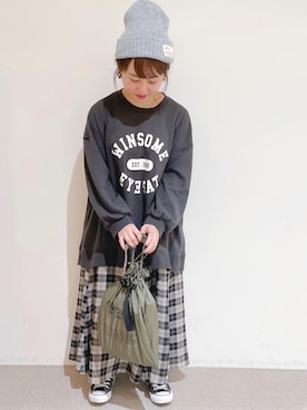 「Samansa Mos2 blue（サマンサモスモスブルー）のアイテム（ニットキャップ/ビーニー）」を使った、JURIさん（レディース・148cm）の秋コーディネート