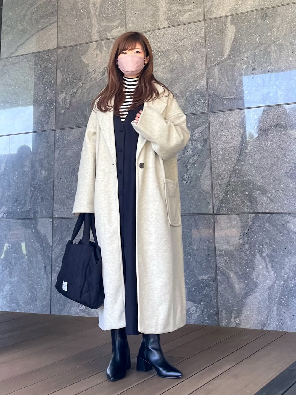 【目立った傷や汚れなし】hinari ベージュ ロングコート hinari（ヒナリ）の「ノーカラーシャギーロングコート（その他