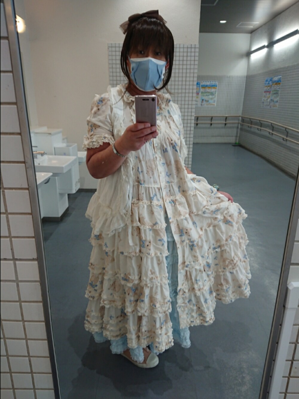 PINK HOUSEのベストを使った人気ファッションコーディネート - WEAR