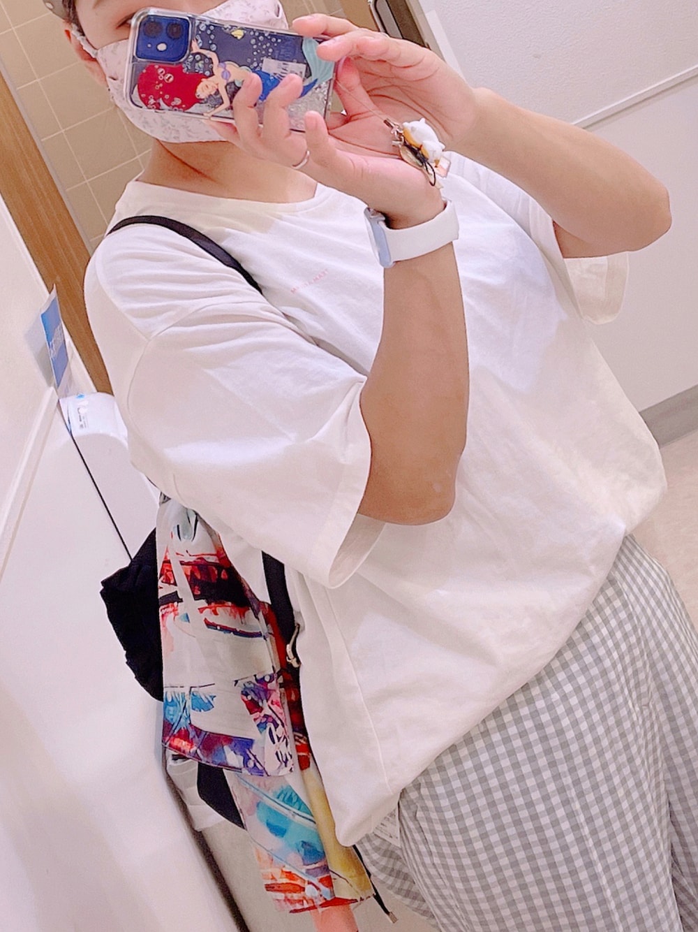 「Maison de FLEURのサテンマスク（マスク、その他）」を使った、tmokoさん（レディース・151cm）の秋コーディネートの1枚目の写真