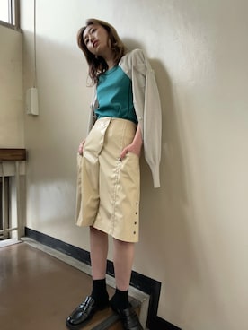 「アイテム（ニット/セーター、シルバー系）」を使った、NARUKAさん（レディース・163cm）の春コーディネート