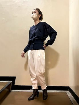 「ホワイトパンツ」｜「アイテム（スラックス）」を使った、NARUKAさん（レディース・163cm）の春コーディネート