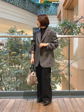 「タートルネック」｜「アイテム（その他トップス）」を使った、森まどかさん（レディース・153cm）の秋コーディネート