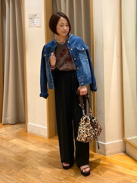 「アイテム（デニムジャケット）」を使った、森まどかさん（レディース・153cm）の秋コーディネート
