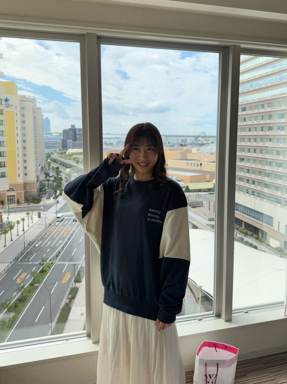 「LAVANDAのアイテム（スウェット、ブルー系）」を使った、oraaange0405さん（骨格ストレート・レディース・164cm）の冬コーディネートの1枚目の写真