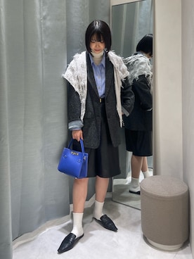 「アイテム（ストール/ショール、グレー系）」を使った、wataさん（レディース・164cm）の秋コーディネート