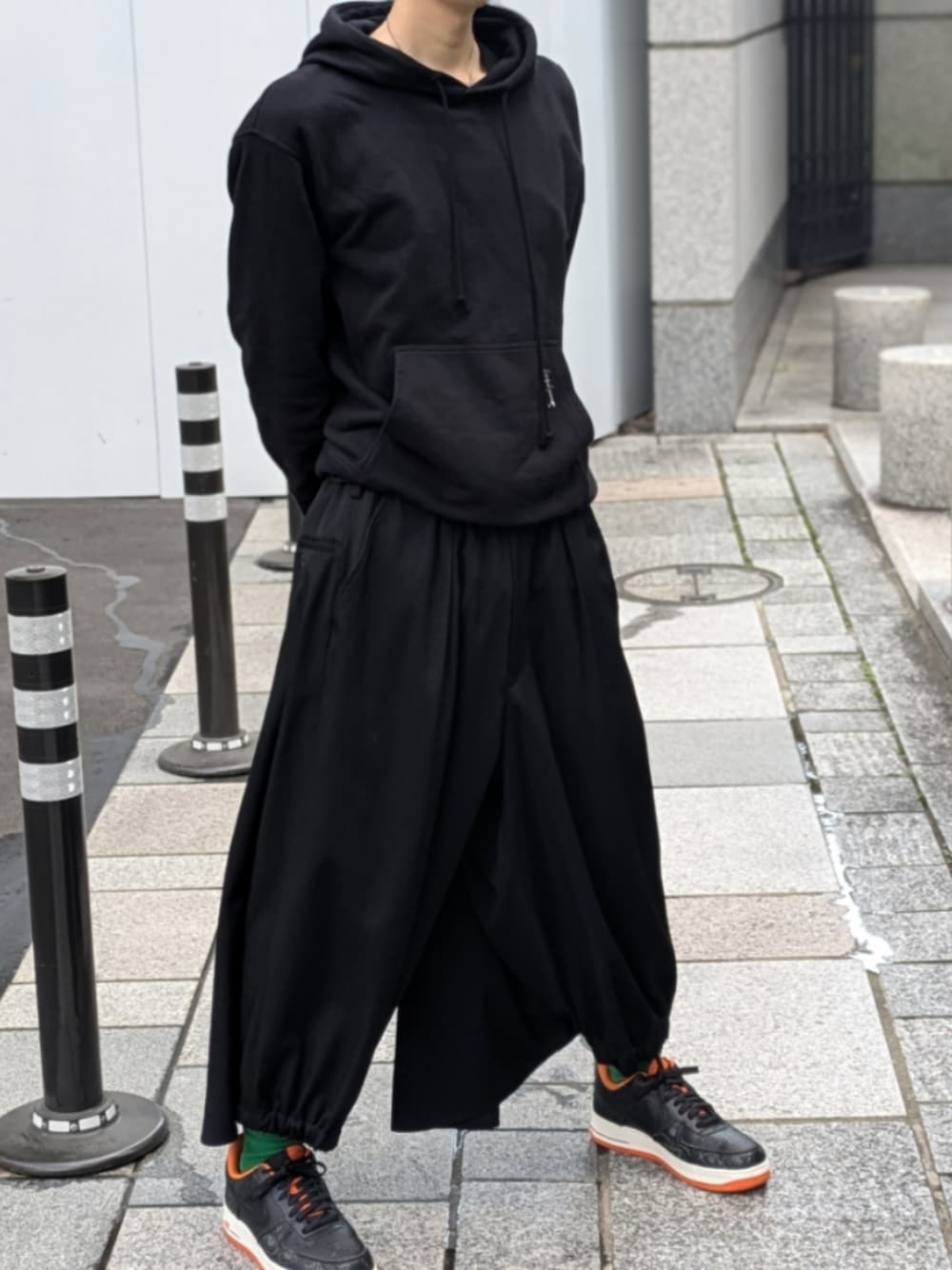 Yohji Yamamoto POUR HOMMEのパーカーを使った人気ファッション