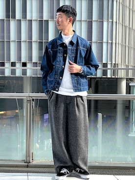 「SHIPS（シップス）のアイテム（Tシャツ/カットソー）」を使った、大田さん（メンズ・176cm）の秋コーディネート