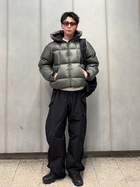 「ASICS（アシックス）のアイテム」を使った、rintarouさん（メンズ・176cm）の冬コーディネート