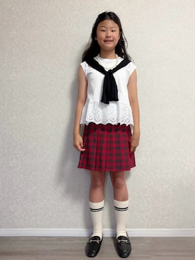 「UNIQLO（ユニクロ）の150cm（Tシャツ/カットソー、ホワイト系）」を使った、lenlen_rinrinさん（キッズ・110cm）の夏コーディネート