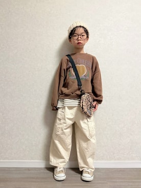 「CONVERSE（コンバース）のアイテム（スニーカー）」を使った、lenlen_rinrinさん（キッズ・110cm）の秋コーディネート