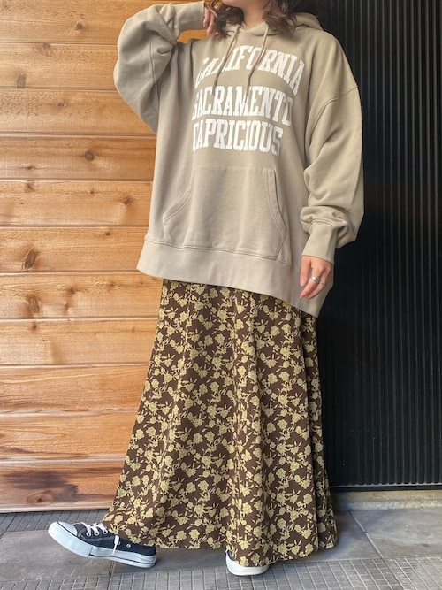 空紡糸スウェットロゴプリントプルオーバーパーカー