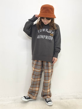 「CUBE SUGAR（キューブシュガー）のアイテム（帽子）」を使った、ioriさん（レディース・146cm）の秋コーディネート