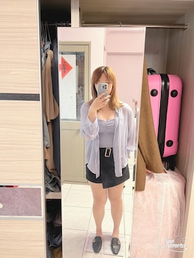 「AIR SPACE（エアースペース）のアイテム（トップス）」を使った、Olive Yangさん（レディース・170cm）の夏コーディネート